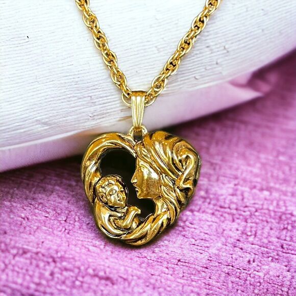 Vintage 1994 Mother & Child Baby Heart Pendant Necklace Gold Tone Signed 21” - Picture 3 of 6